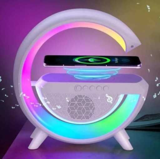 4w1 Lampka RGB LED głośnik Bluetooth ładowarka indukcyjna QI radio