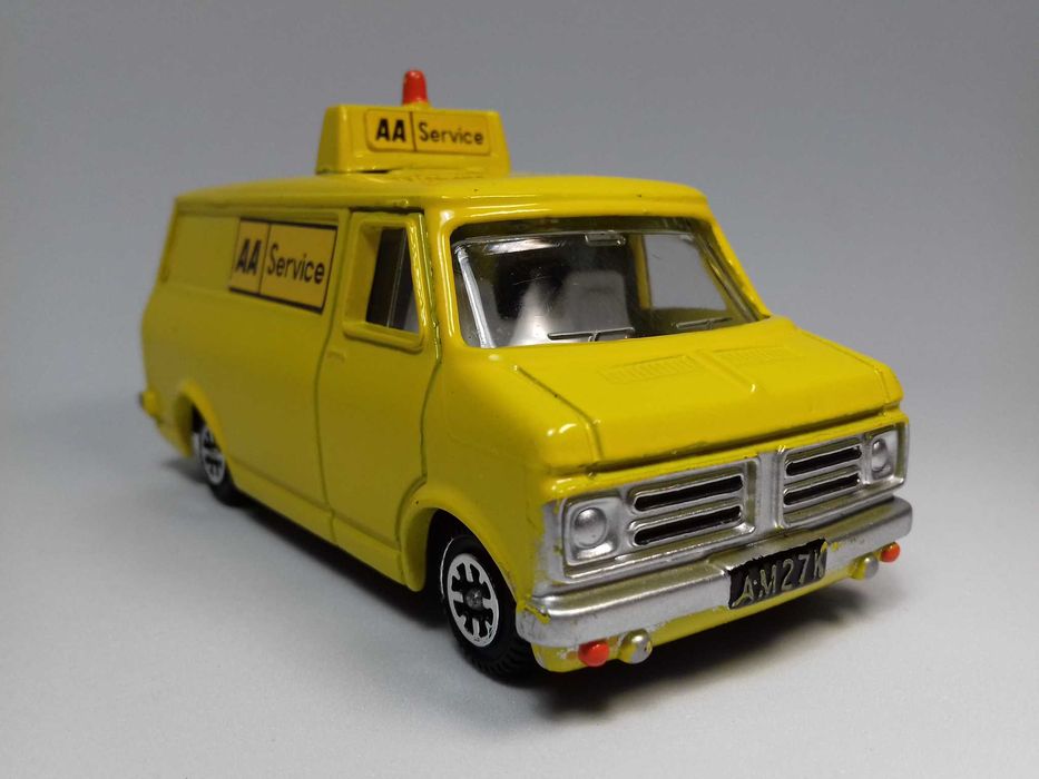 Dinky Toys #412 - Bedford Van-Serviço AA - 1970´s by Meccano Ltd