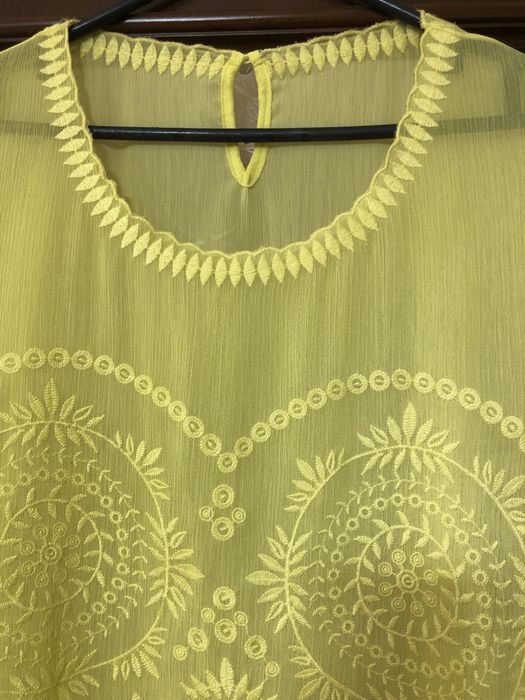 Блуза вишита жовта