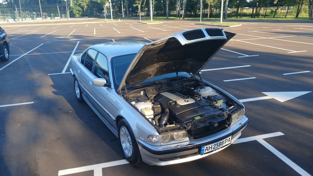 Продам BMW E38 730 M57
