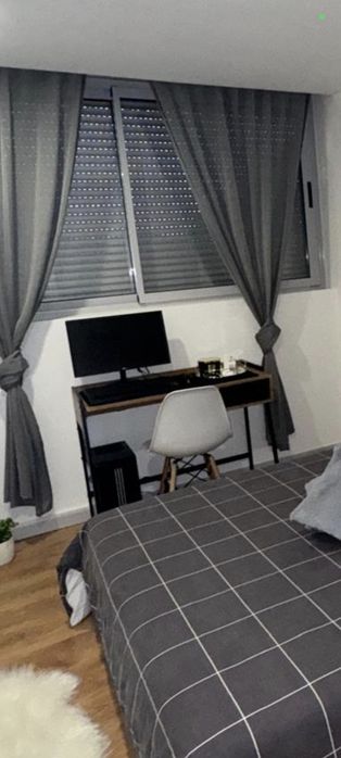 Secretária como nova