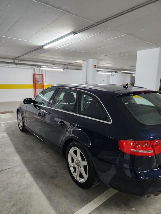 A4 Avant Sport motor 2.0 170cv nacional impecável de tudo com o livro de revisões Aceito retoma