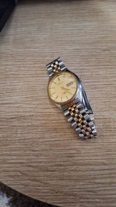 Продам мужские часы CITIZEN JEWELS оригинал Япония