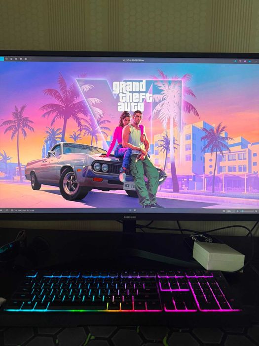 Монітор Samsung 32 inch 4K (lu32j590uqixci)