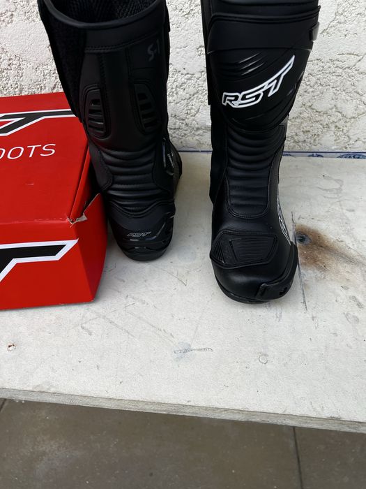 Botas novas rst s1
