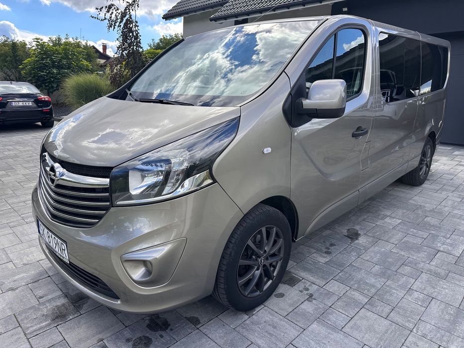 Opel Vivaro 229000 km,Salon PL,bezwypadkowy