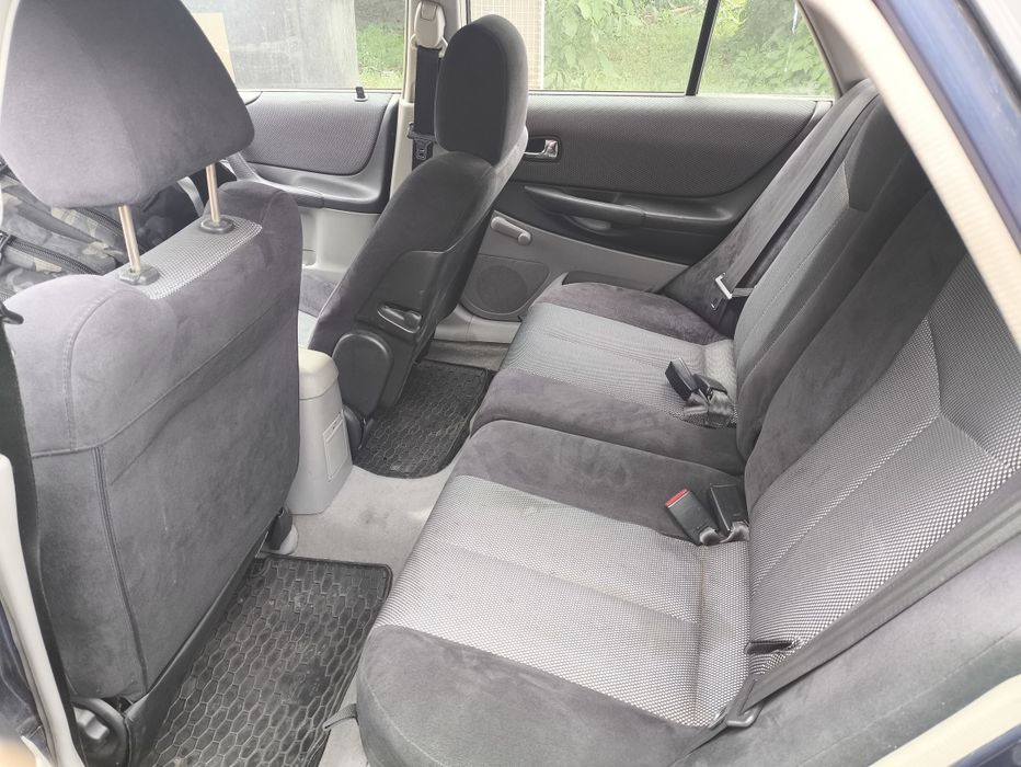 Mazda 323F 1.6 2003