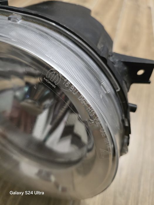 Jeep renegade фара