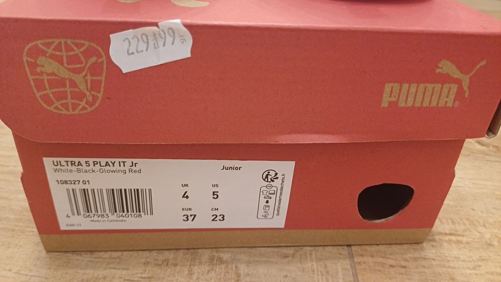 Buty halowe PUMA r. 37 nowe