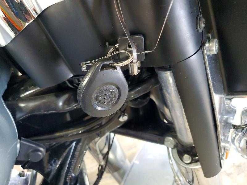 2012 Harley-Davidson FLHTC ELECTRA Glide CLASSIC