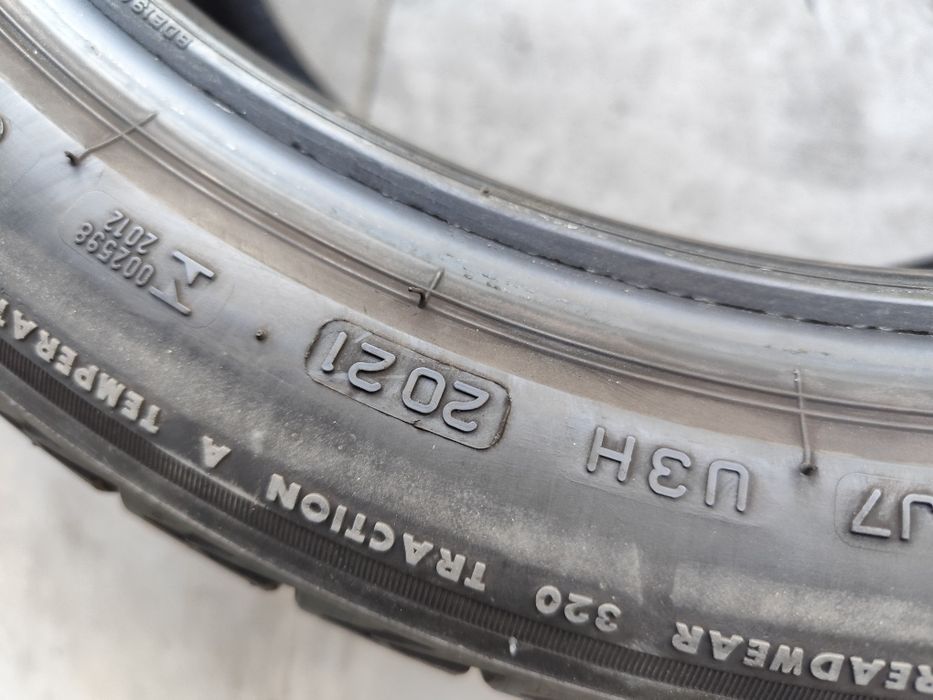 Pneus 225/45r18 Bridgestone Turanza T005 75% piso
