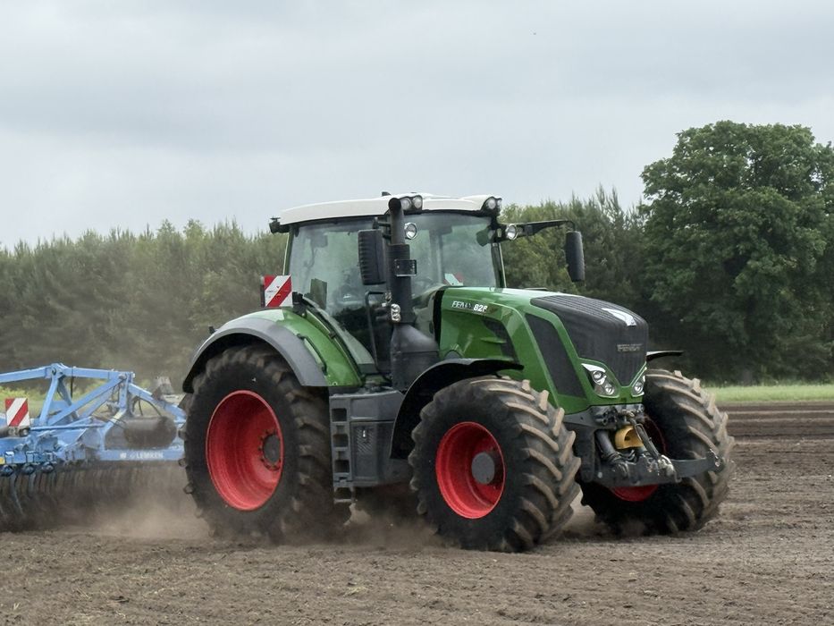 Fendt 828 profi plus s4 z Niemiec 2021 Tuz Wom tur jak 826 czy 930