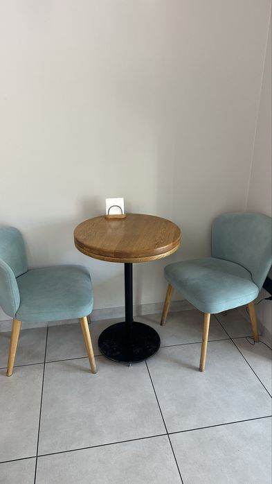 Стільці дуже зручні