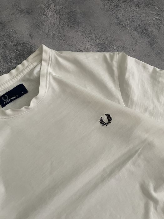 Біла Футболка Fred Perry