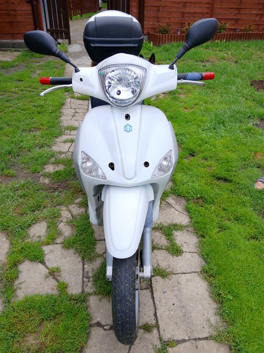 Sprzedam skuter Piaggio Liberty 4 t rok produkcji 2006