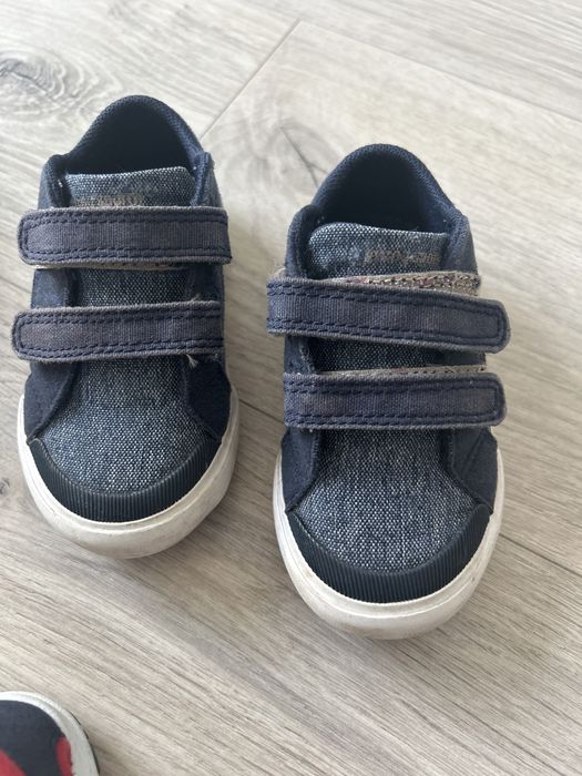 3 parea de sapatos bebe 22