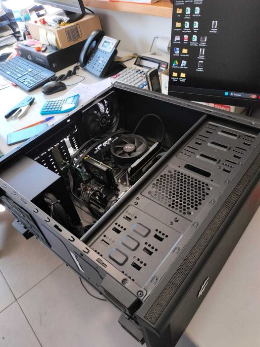 240GB SSD Computer – AMD Ryzen 3 – 16GB Memory64729676354049122