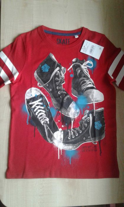 Комплект 2шт. фирменных футболок C&A Германия р.134-140