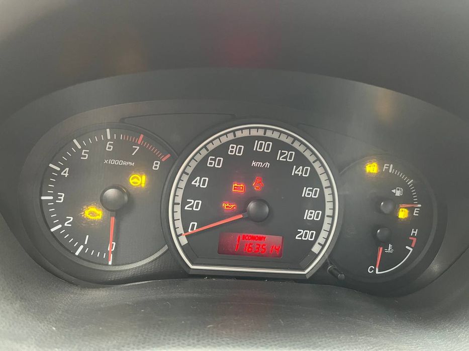 Продам Suzuki Swift 2008