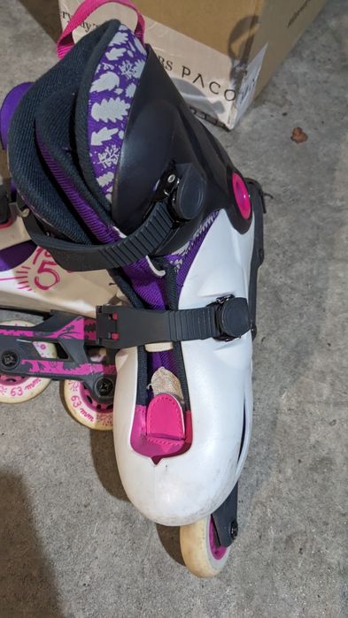 Vendo patins de menina ajustáveis 32/35
