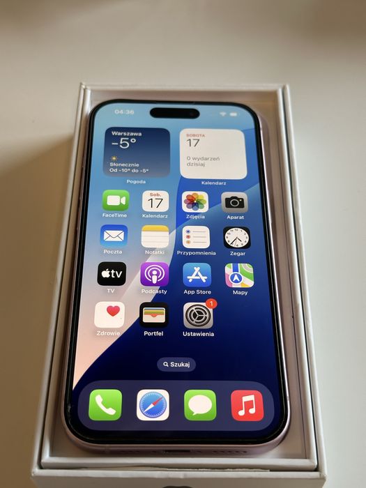 Iphone 15 różowy 89 % baterii