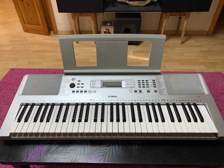 Синтезатор Yamaha YPT-360