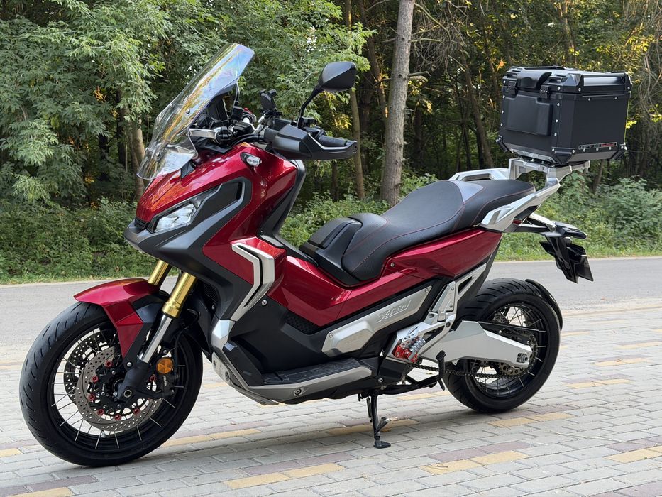 Мотоцикл Honda X-ADV 750