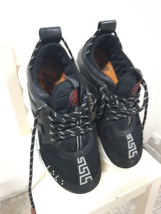 Sneakers Chain Reaction Versace