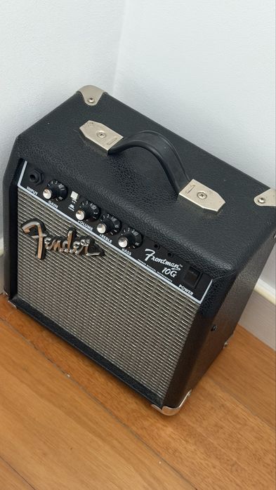 Guitarra elétrica  estilo Les Paul da Acepro  + amplificador Fender Frontman 10G