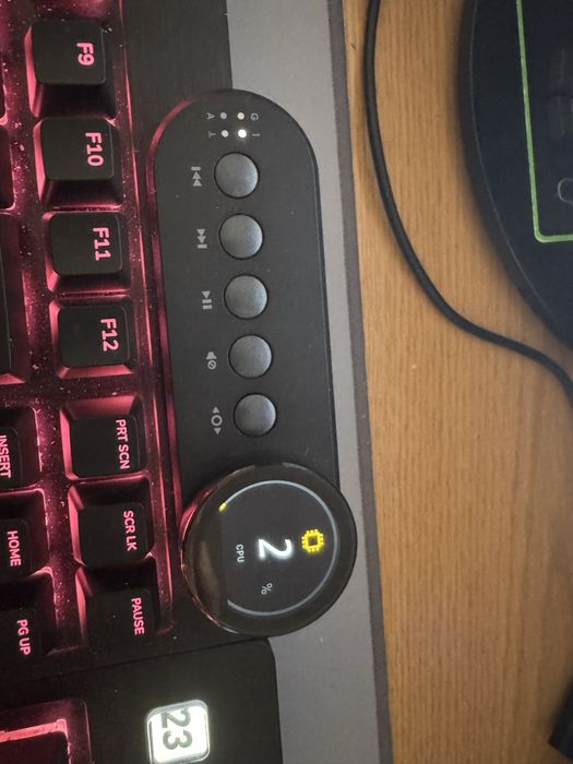 Teclado Mecânico Mountain Everest Max