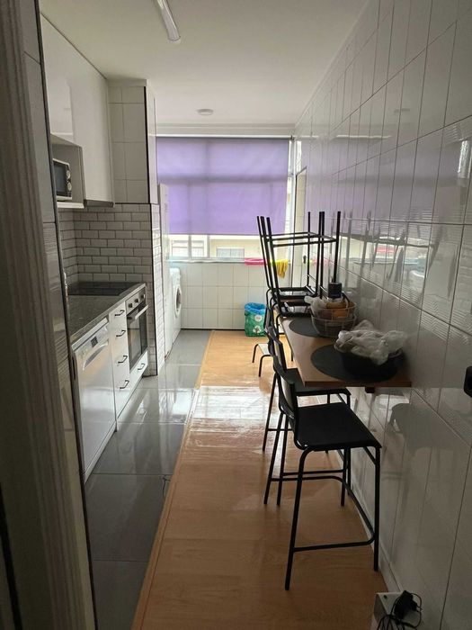 quarto em apartamento t4