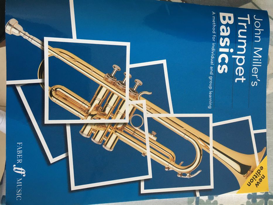 Trompete Besson em Sib como novo