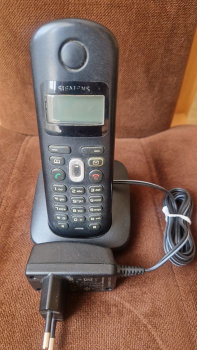 Zestaw 2 telefonów Siemens  Gigaset A 180 z zasilaczami