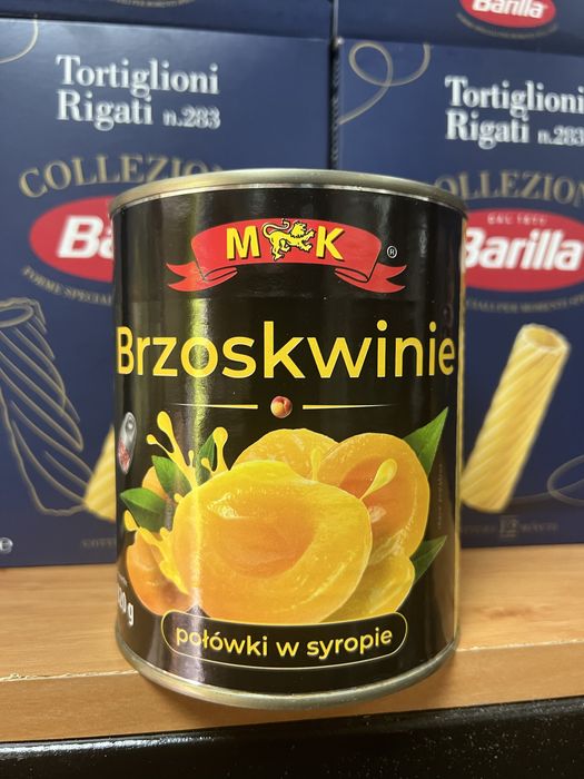 Ананаси персики полуниця консервовані ананасы клубника