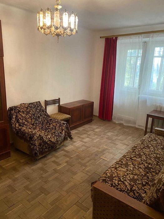 Оренда 2 кім квартири, вул Білоцерківська