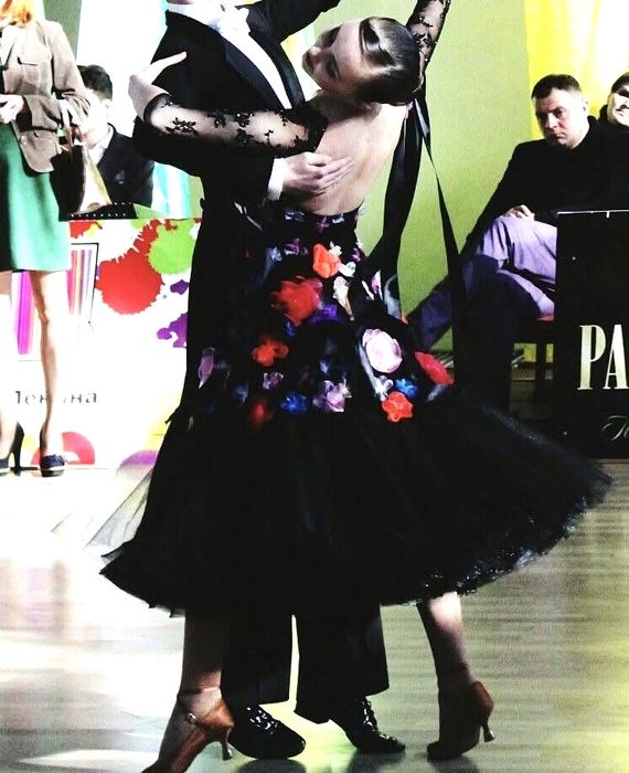 Бальна сукня, стандарт