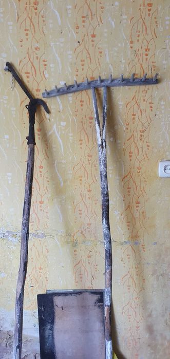 Stare  narzędzia ogrodowe PRL