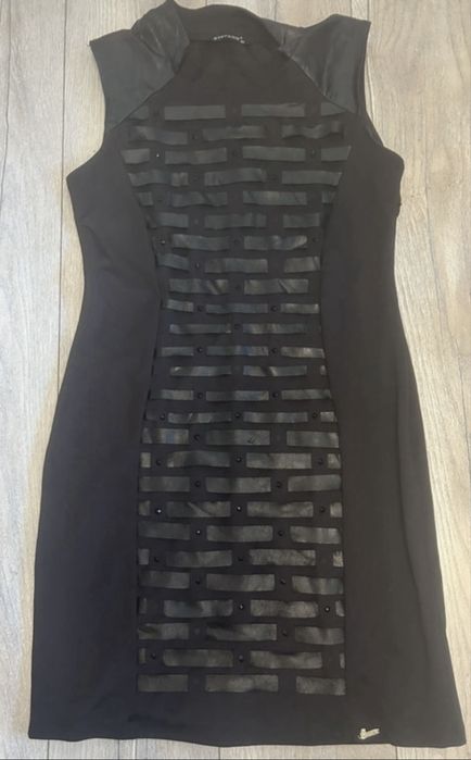 Czarna sukienka Stefano w rozmiarze XL / 42