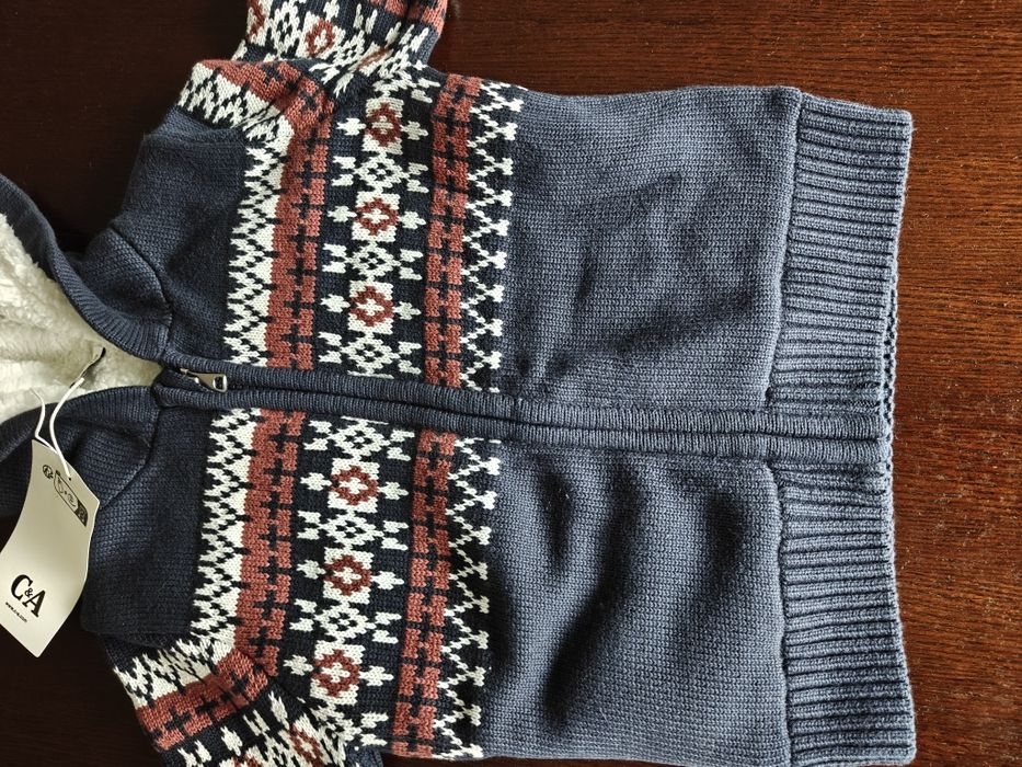 Casaco inverno C&A criança 3 anos  98cm, novo com etiqueta.