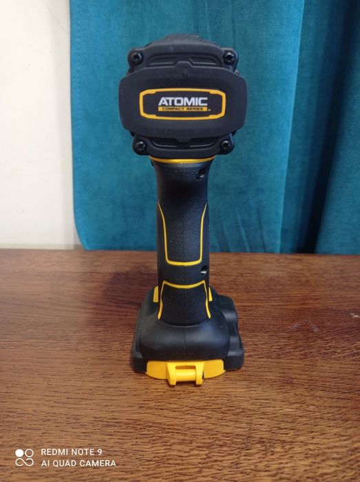 Новий акумуляторний Гайковерт DeWalt DCF 850