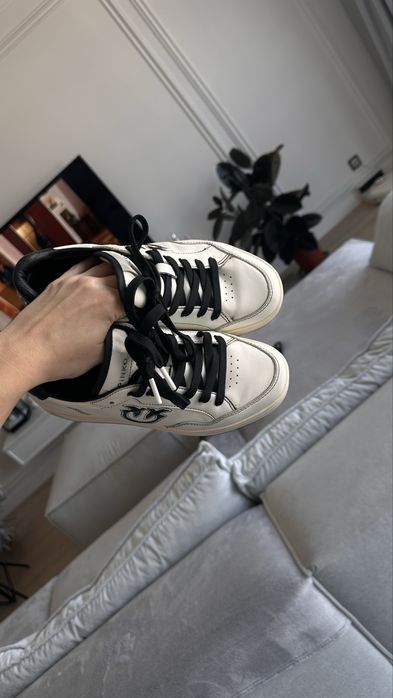 Продам кеди Pinko, 37 розмір