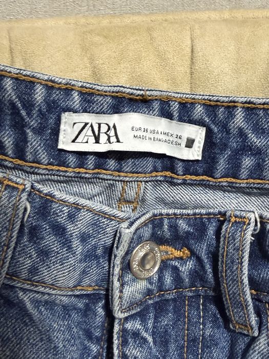 Джинси Zara, зі стразами, у пості декілька речей!