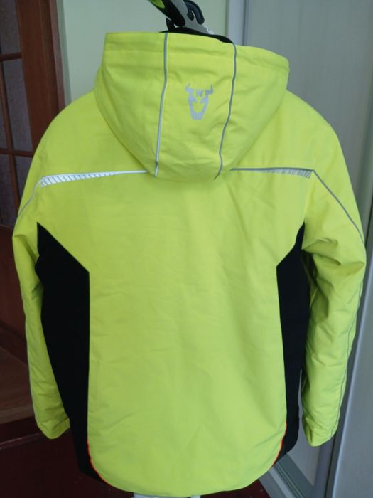 Чоловіча брендова салатова лижна куртка