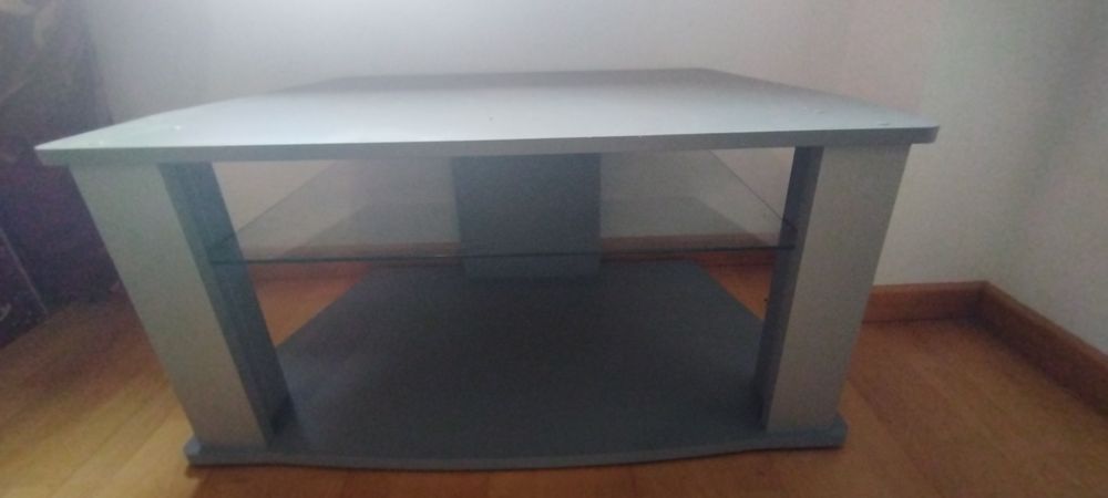 Móvel usado para tv