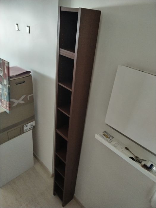 Estante em Madeira | Ideal para Livros, CDs, etc | Como Nova