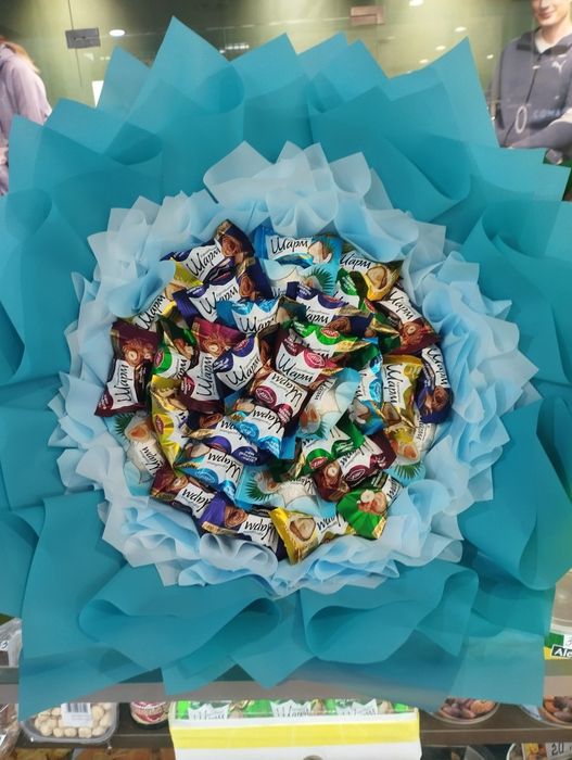 Солодкі букети з цукерок