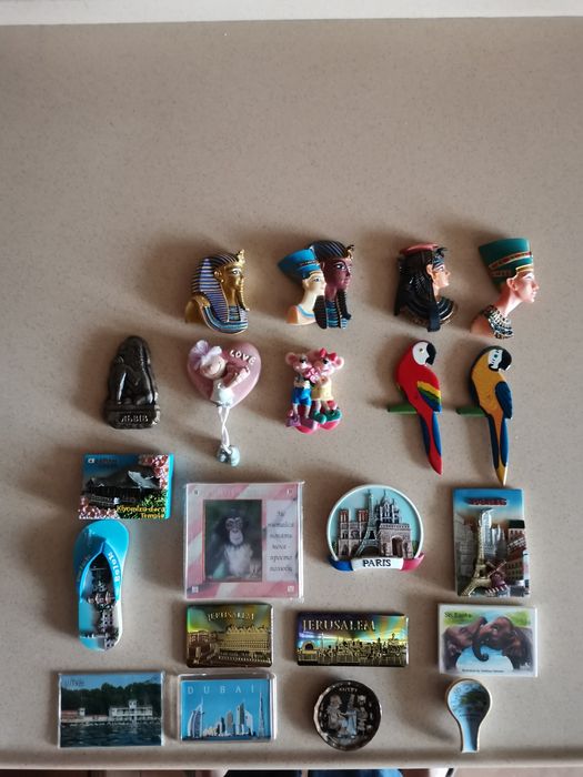 Магниты на холодильник