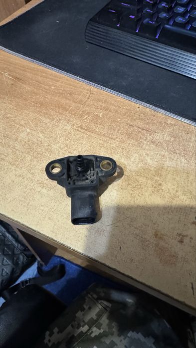 A0061539728 Mercedes датчик давления во впускном коллекторе