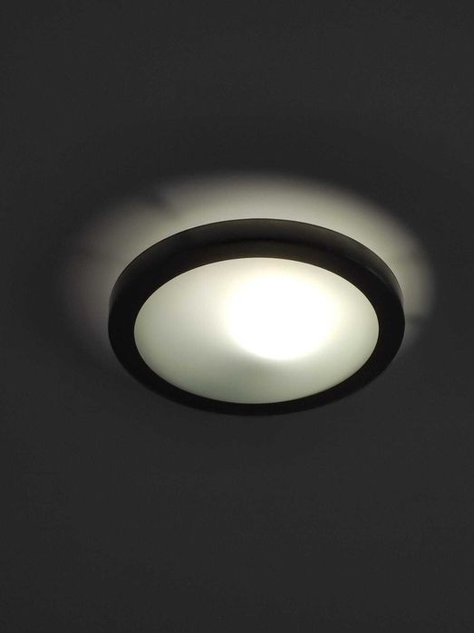 plafon circular teto metal e vidro