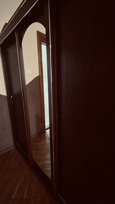 Шафа в спальню трьохдверна